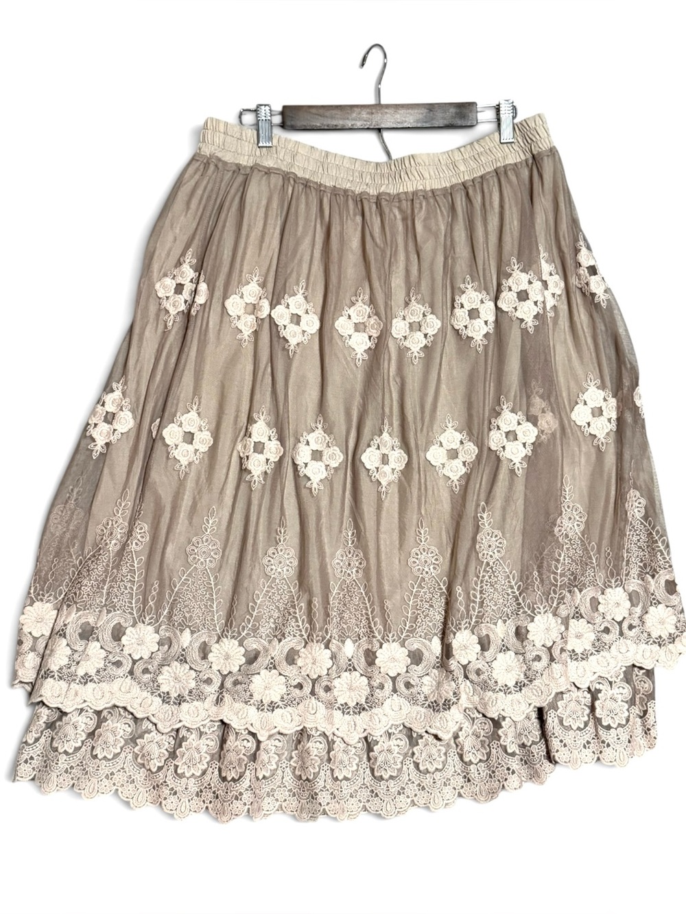 Women’s Indigo Soul Lace Midi Skirt Taupe